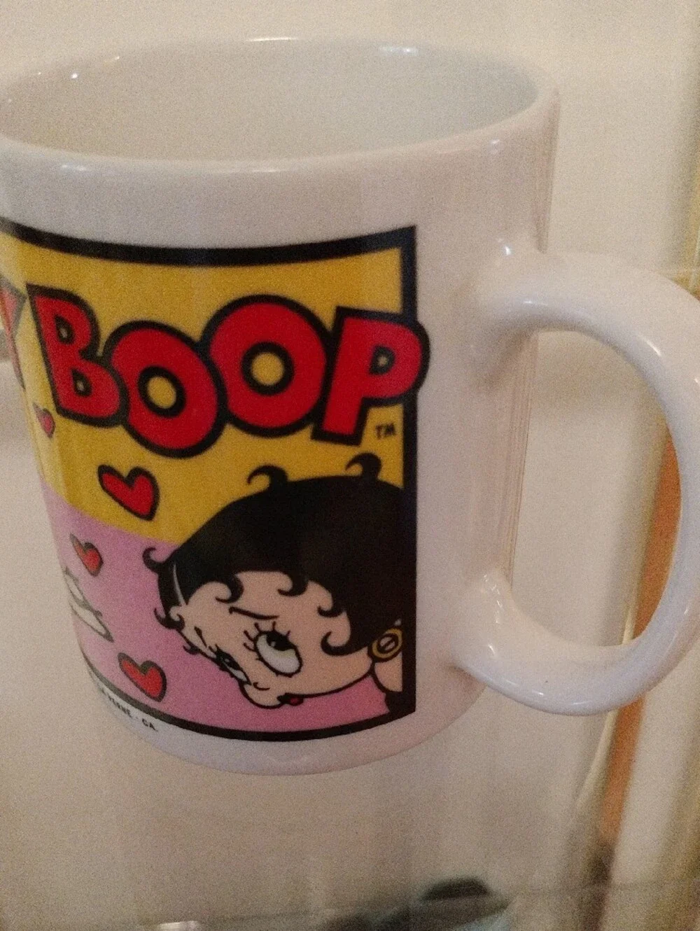 Betty Boop Yellow, Red & White Ceramic Bath Tumbler
